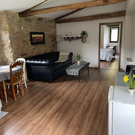 ホームステイ A Costa, Valle Del Mendo Oza de los Ríos