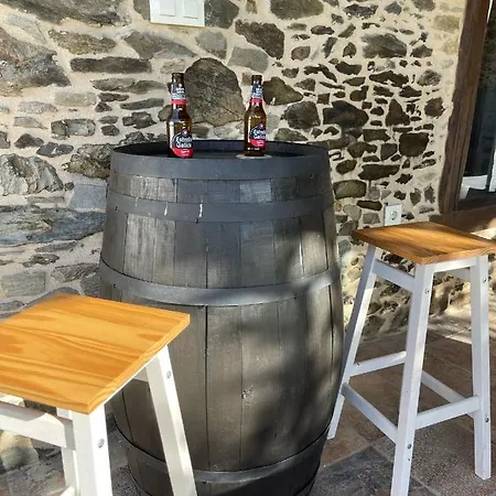ホームステイ A Costa, Valle Del Mendo Oza de los Ríos