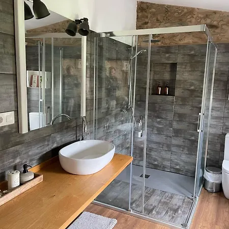 A Costa, Valle Del Mendo Habitación en casa particular Oza de los Ríos