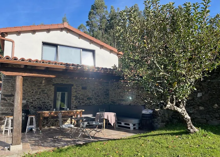 בית אירוח A Costa, Valle Del Mendo *